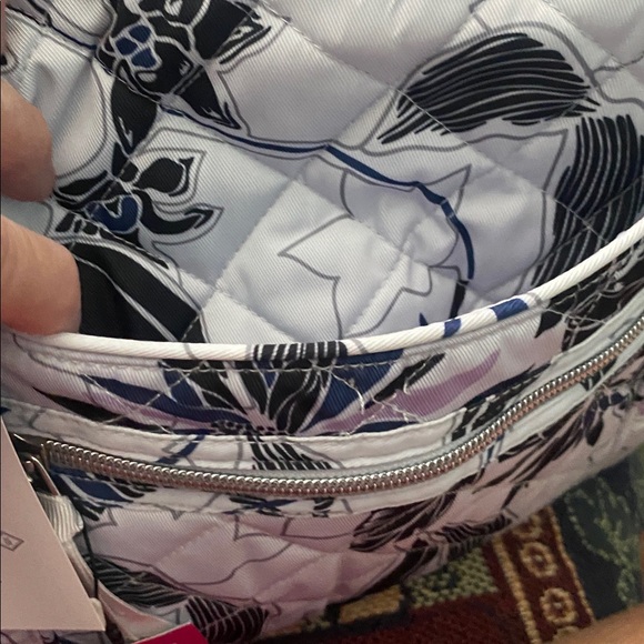 Vera Bradley Medium Travel Duffel “Twilight Garden”Blue & Purple - Picture 5 of 11